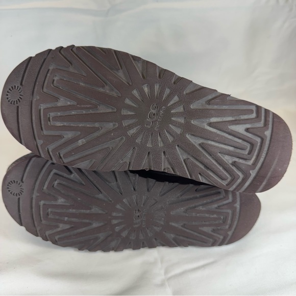 UGG Classic Cardy Brown Argyle Knit Sweater Boots size 8 with Box - Picture 9 of 12